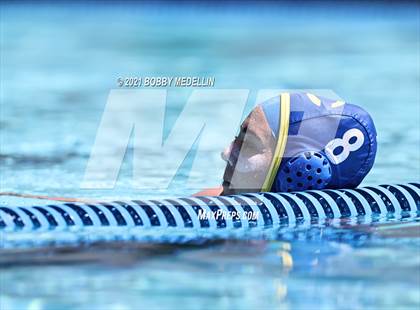 Thumbnail 1 in St. Mary's vs. Clovis photogallery.