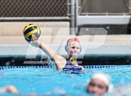 Thumbnail 1 in St. Mary's vs. Clovis photogallery.