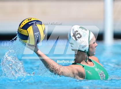 Thumbnail 2 in St. Mary's vs. Clovis photogallery.
