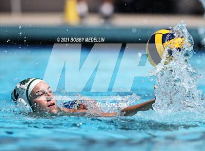 Thumbnail 1 in St. Mary's vs. Clovis photogallery.
