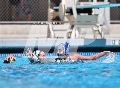 Thumbnail 1 in St. Mary's vs. Clovis photogallery.