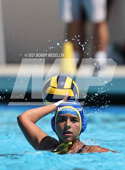 Thumbnail 3 in St. Mary's vs. Clovis photogallery.