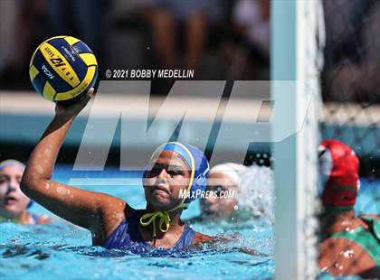Thumbnail 3 in St. Mary's vs. Clovis photogallery.