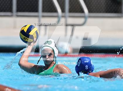 Thumbnail 2 in St. Mary's vs. Clovis photogallery.