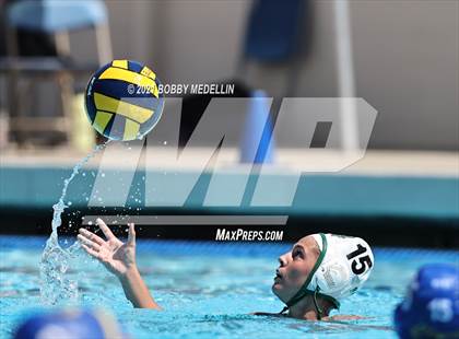 Thumbnail 1 in St. Mary's vs. Clovis photogallery.