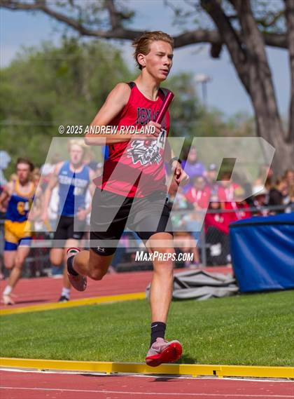 Thumbnail 1 in CHSAA 2A State Championships (4 x 800 Final) photogallery.