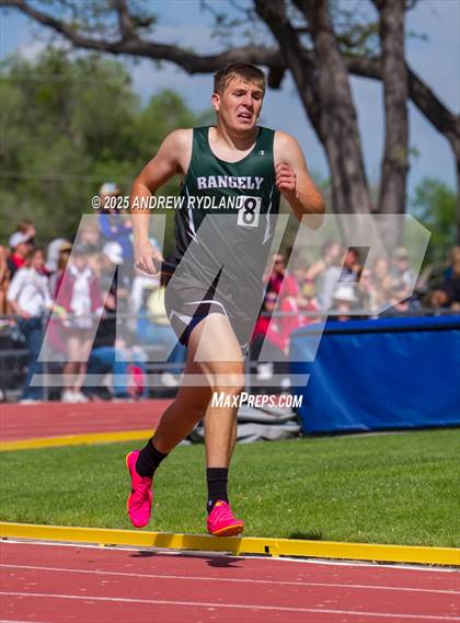 Thumbnail 2 in CHSAA 2A State Championships (4 x 800 Final) photogallery.