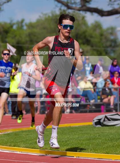 Thumbnail 1 in CHSAA 2A State Championships (4 x 800 Final) photogallery.