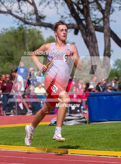 Thumbnail 2 in CHSAA 2A State Championships (4 x 800 Final) photogallery.