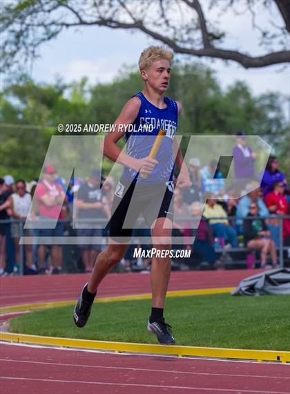 Thumbnail 2 in CHSAA 2A State Championships (4 x 800 Final) photogallery.