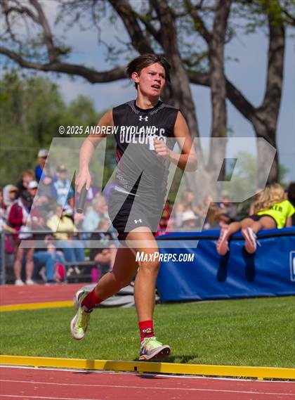 Thumbnail 1 in CHSAA 2A State Championships (4 x 800 Final) photogallery.