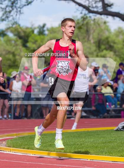 Thumbnail 2 in CHSAA 2A State Championships (4 x 800 Final) photogallery.