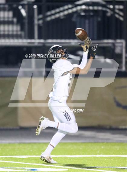 Thumbnail 2 in Bentonville @ Bentonville West photogallery.