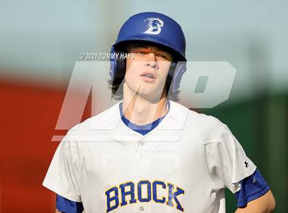 Thumbnail 1 in San Saba @ Brock photogallery.