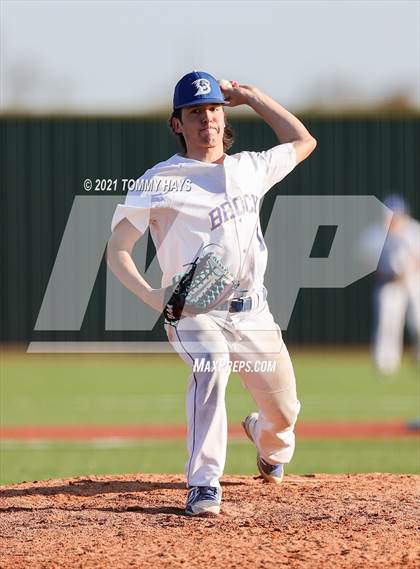 Thumbnail 1 in San Saba @ Brock photogallery.