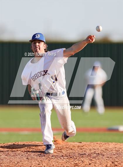Thumbnail 1 in San Saba @ Brock photogallery.