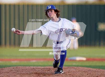Thumbnail 3 in San Saba @ Brock photogallery.