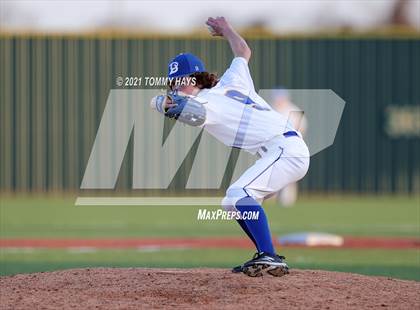 Thumbnail 2 in San Saba @ Brock photogallery.