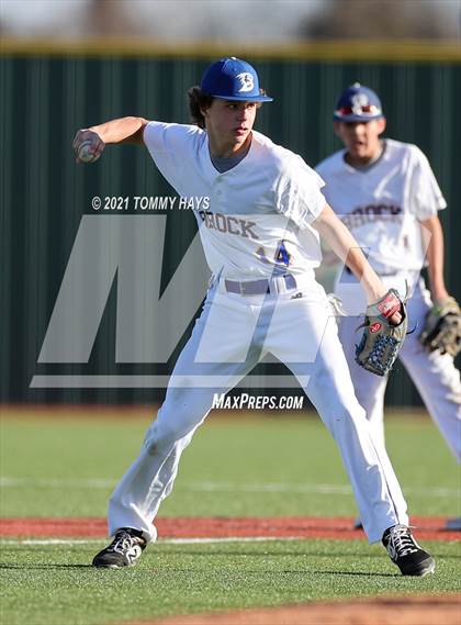 Thumbnail 2 in San Saba @ Brock photogallery.