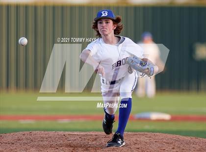 Thumbnail 1 in San Saba @ Brock photogallery.