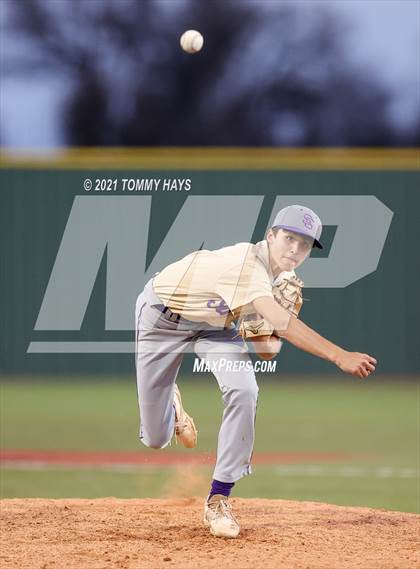 Thumbnail 1 in San Saba @ Brock photogallery.