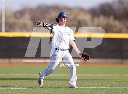 Thumbnail 1 in San Saba @ Brock photogallery.