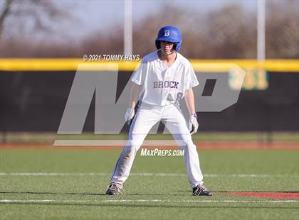 Thumbnail 3 in San Saba @ Brock photogallery.