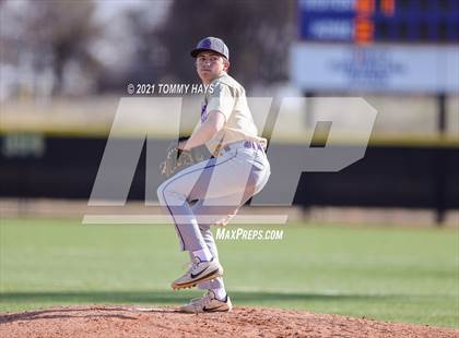 Thumbnail 3 in San Saba @ Brock photogallery.