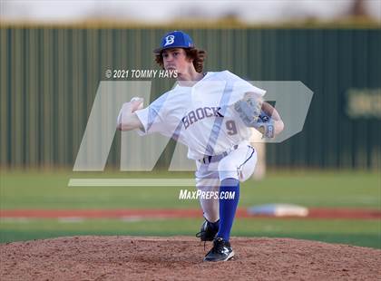Thumbnail 1 in San Saba @ Brock photogallery.