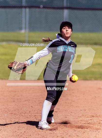 Thumbnail 3 in Pioneer Valley @ Foothill Tech photogallery.