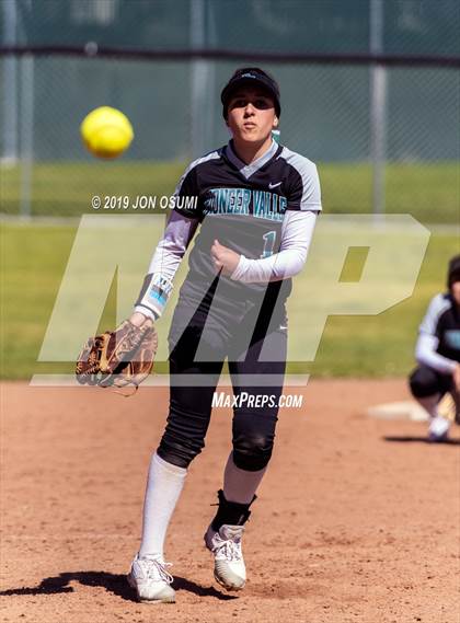 Thumbnail 3 in Pioneer Valley @ Foothill Tech photogallery.