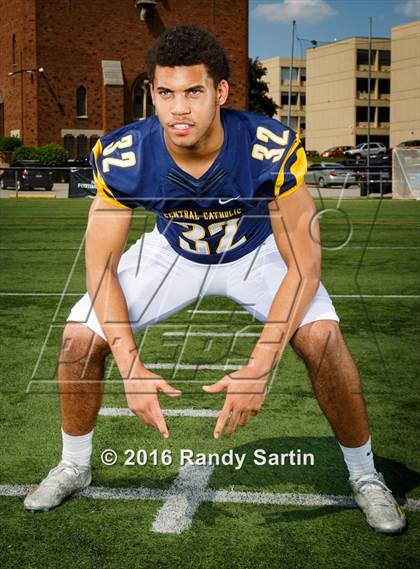 Thumbnail 3 in Central Catholic (2016 Preseason Top 25 Early Contenders Photo Shoot)  photogallery.