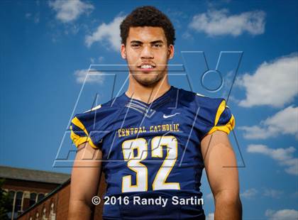 Thumbnail 2 in Central Catholic (2016 Preseason Top 25 Early Contenders Photo Shoot)  photogallery.