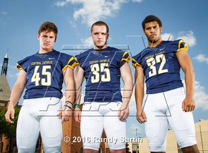 Thumbnail 3 in Central Catholic (2016 Preseason Top 25 Early Contenders Photo Shoot)  photogallery.