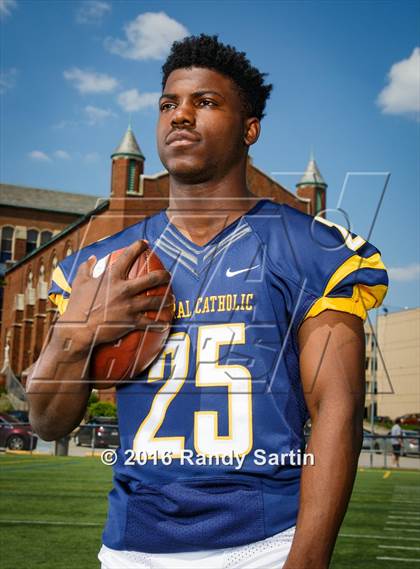 Thumbnail 3 in Central Catholic (2016 Preseason Top 25 Early Contenders Photo Shoot)  photogallery.