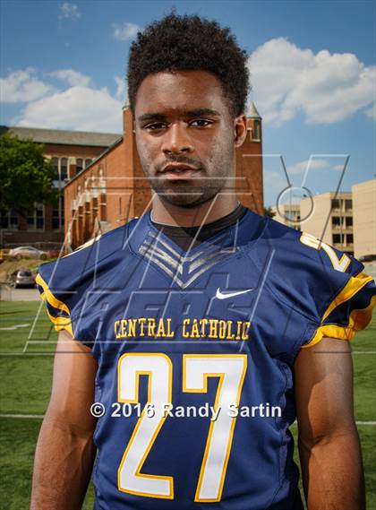 Thumbnail 2 in Central Catholic (2016 Preseason Top 25 Early Contenders Photo Shoot)  photogallery.