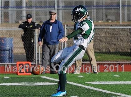 Thumbnail 3 in Norwalk vs. Xavier (CIAC Class LL Semifinal) photogallery.