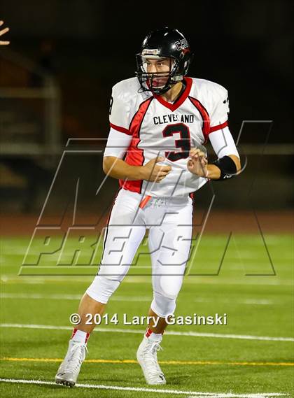 Thumbnail 3 in Cleveland vs. Santa Clarita Christian photogallery.