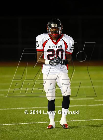 Thumbnail 1 in Cleveland vs. Santa Clarita Christian photogallery.