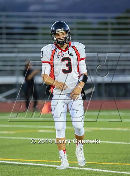 Thumbnail 2 in Cleveland vs. Santa Clarita Christian photogallery.