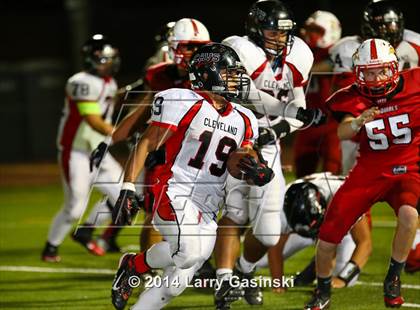 Thumbnail 3 in Cleveland vs. Santa Clarita Christian photogallery.