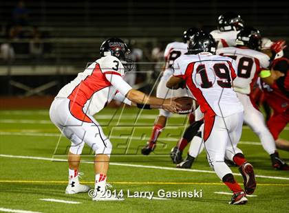 Thumbnail 1 in Cleveland vs. Santa Clarita Christian photogallery.