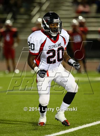 Thumbnail 2 in Cleveland vs. Santa Clarita Christian photogallery.