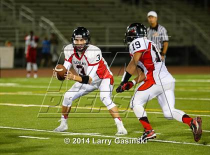 Thumbnail 1 in Cleveland vs. Santa Clarita Christian photogallery.