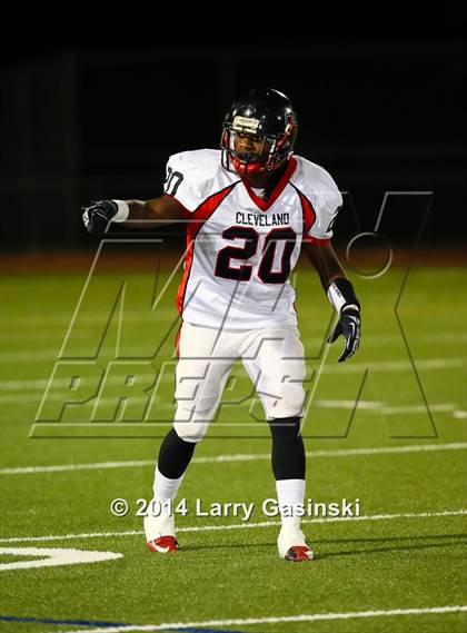 Thumbnail 2 in Cleveland vs. Santa Clarita Christian photogallery.