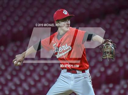 Thumbnail 1 in Beechwood vs. Highlands (Futures Showcase) photogallery.