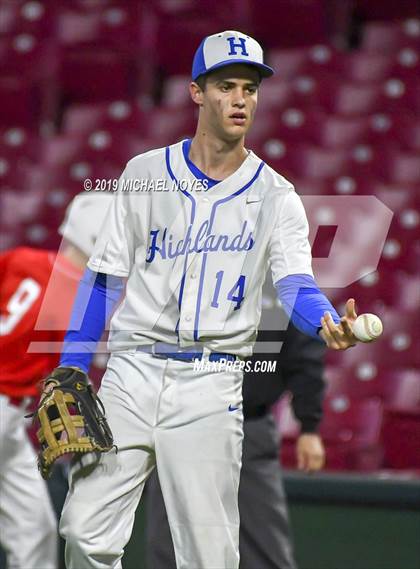 Thumbnail 2 in Beechwood vs. Highlands (Futures Showcase) photogallery.