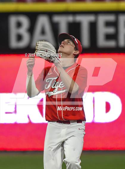 Thumbnail 3 in Beechwood vs. Highlands (Futures Showcase) photogallery.