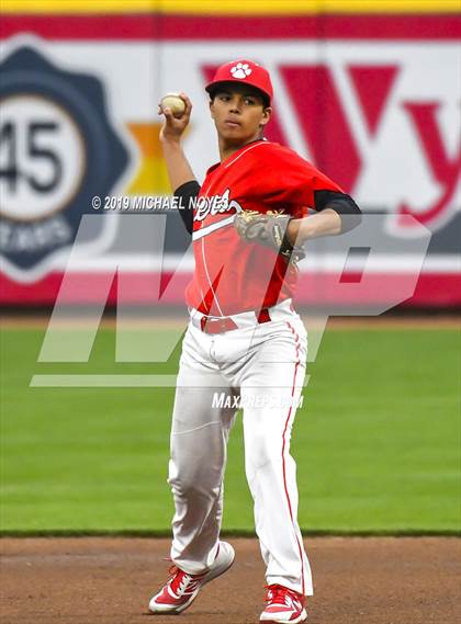 Thumbnail 1 in Beechwood vs. Highlands (Futures Showcase) photogallery.