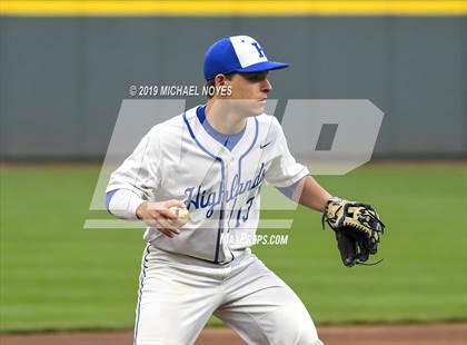 Thumbnail 2 in Beechwood vs. Highlands (Futures Showcase) photogallery.